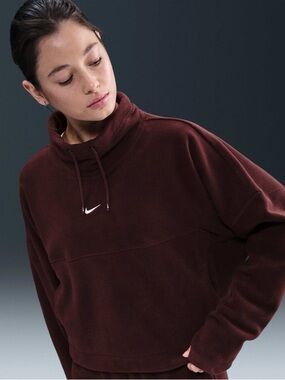 NWT Nike Thermafit Oversized Top